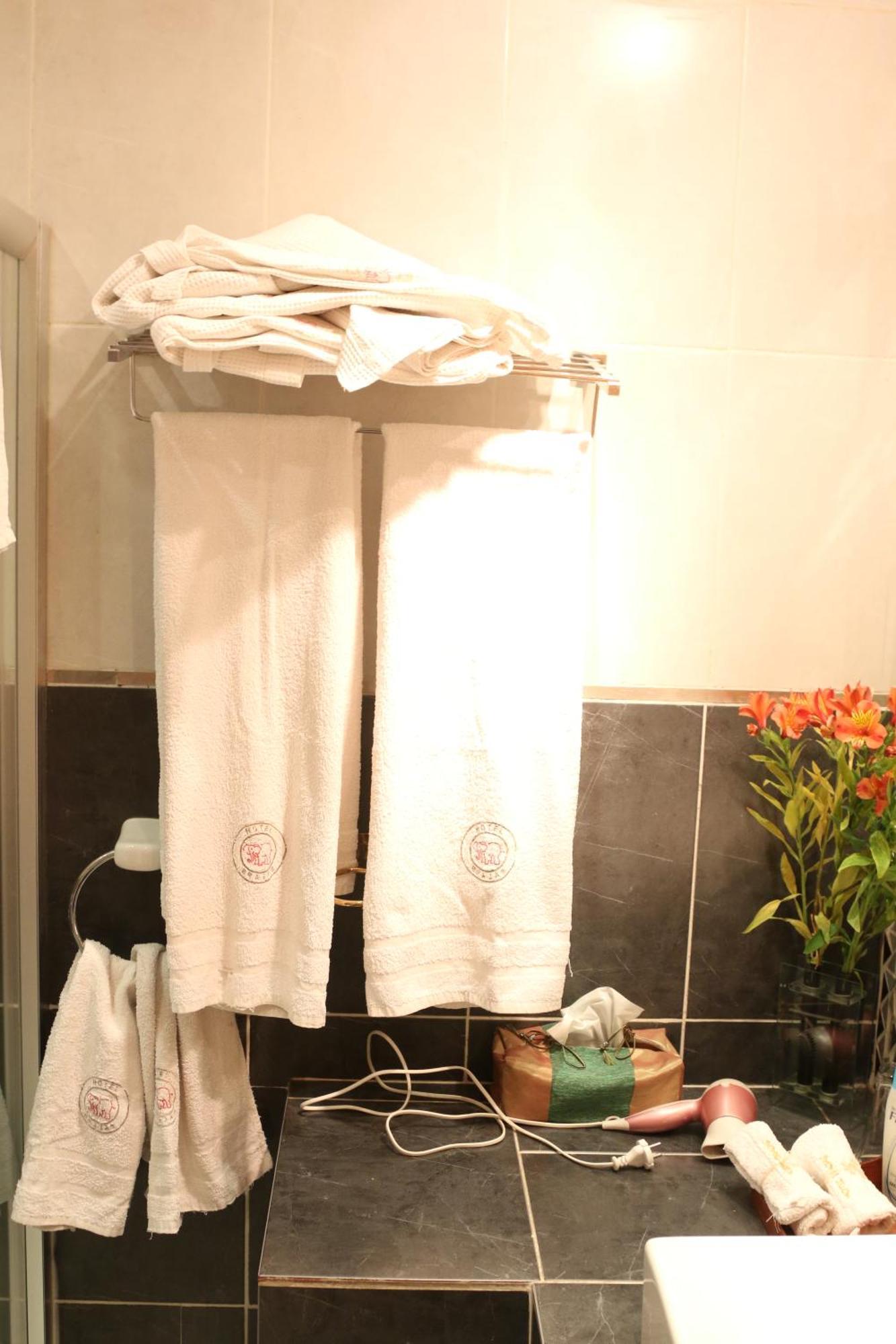 Hotel Brajas Antananarivo Zimmer foto